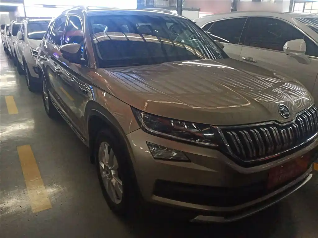 Skoda Kodiaq — фото 4