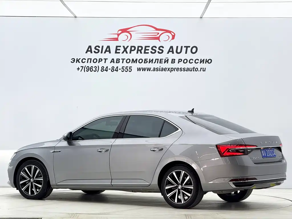 Skoda Superb — фото 6