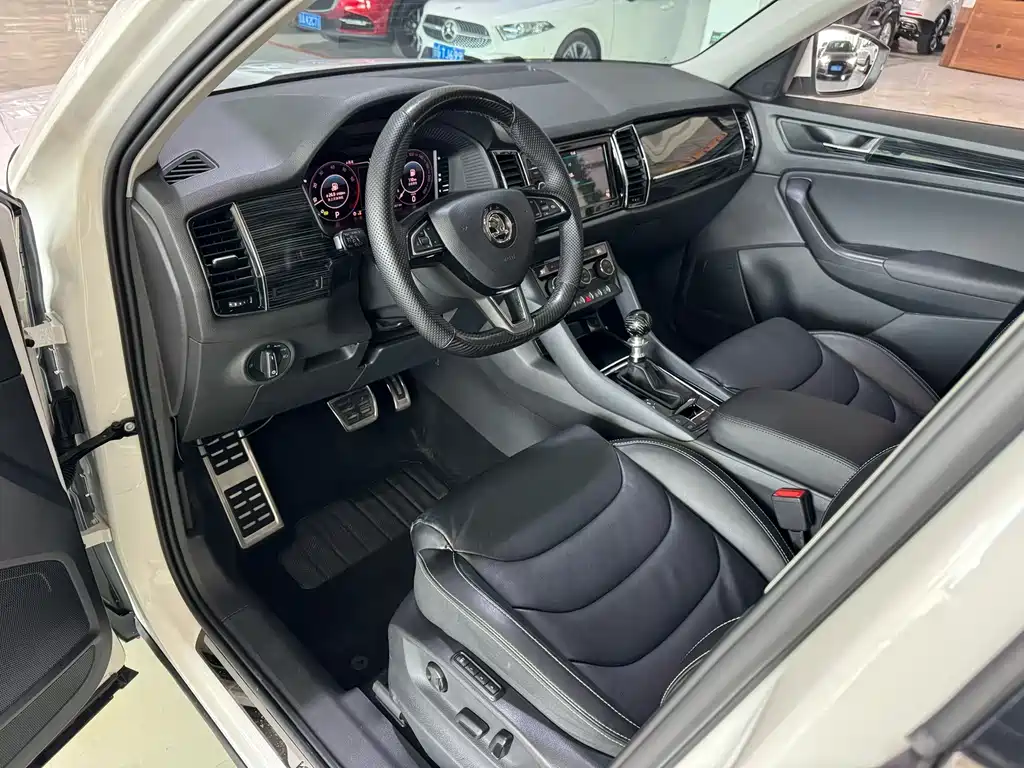 Skoda Kodiaq — фото 7