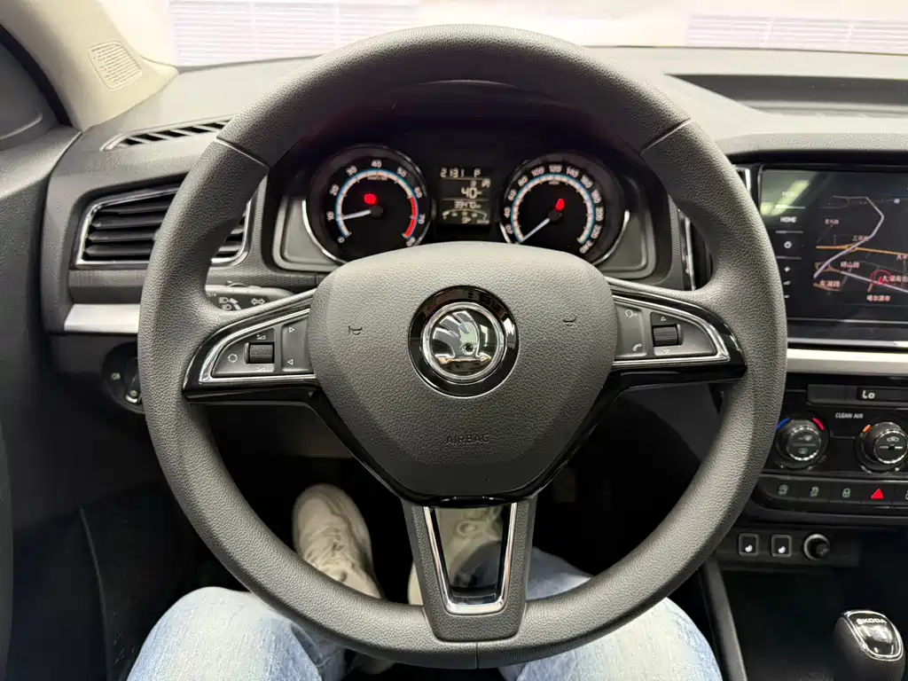 Skoda Kamiq — фото 6