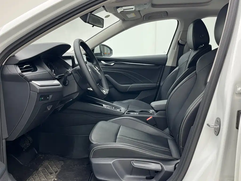 Skoda Octavia — фото 8