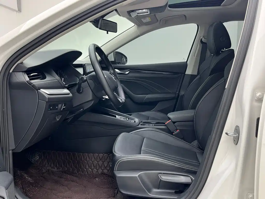 Skoda Octavia — фото 8