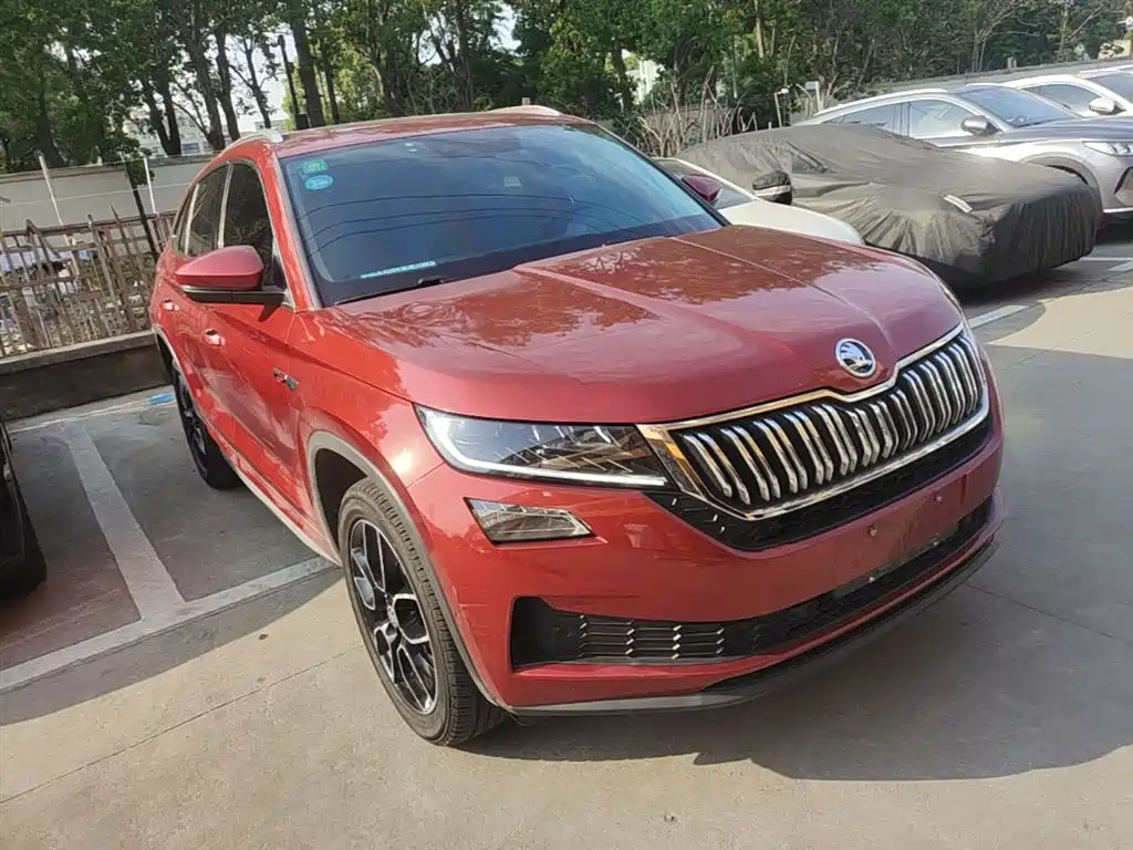 Skoda Kodiaq GT — фото 4
