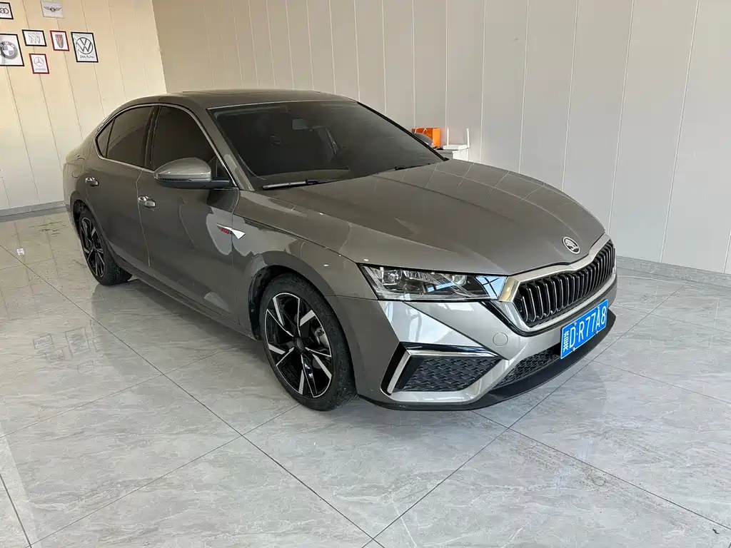 Skoda Octavia — фото 3