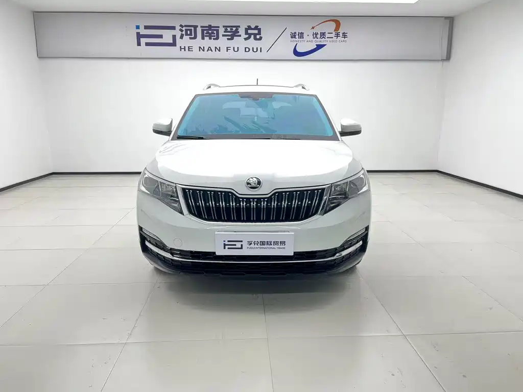 Skoda Kamiq — фото 2