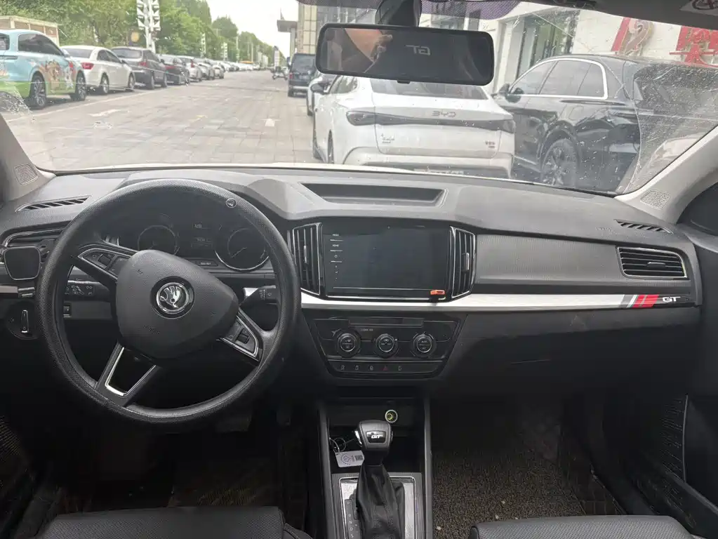 Skoda Kamiq — фото 6