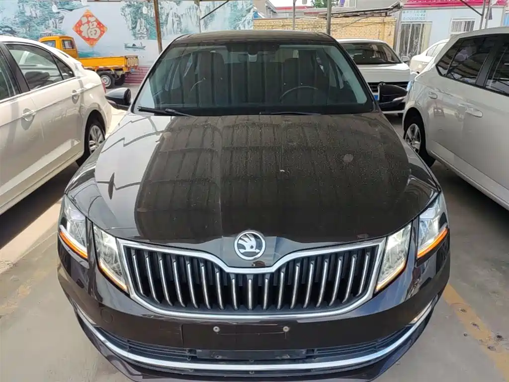 Skoda Octavia — фото 3