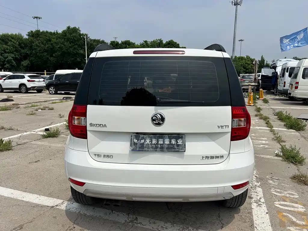 Skoda Yeti — фото 6