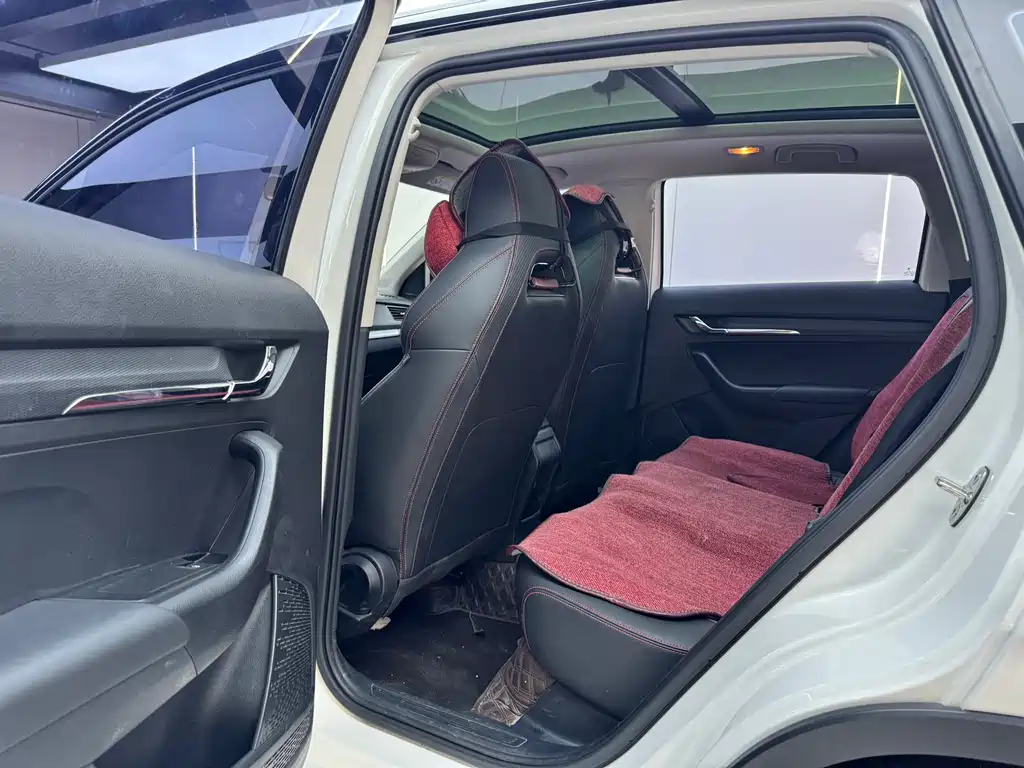 Skoda Kamiq — фото 10
