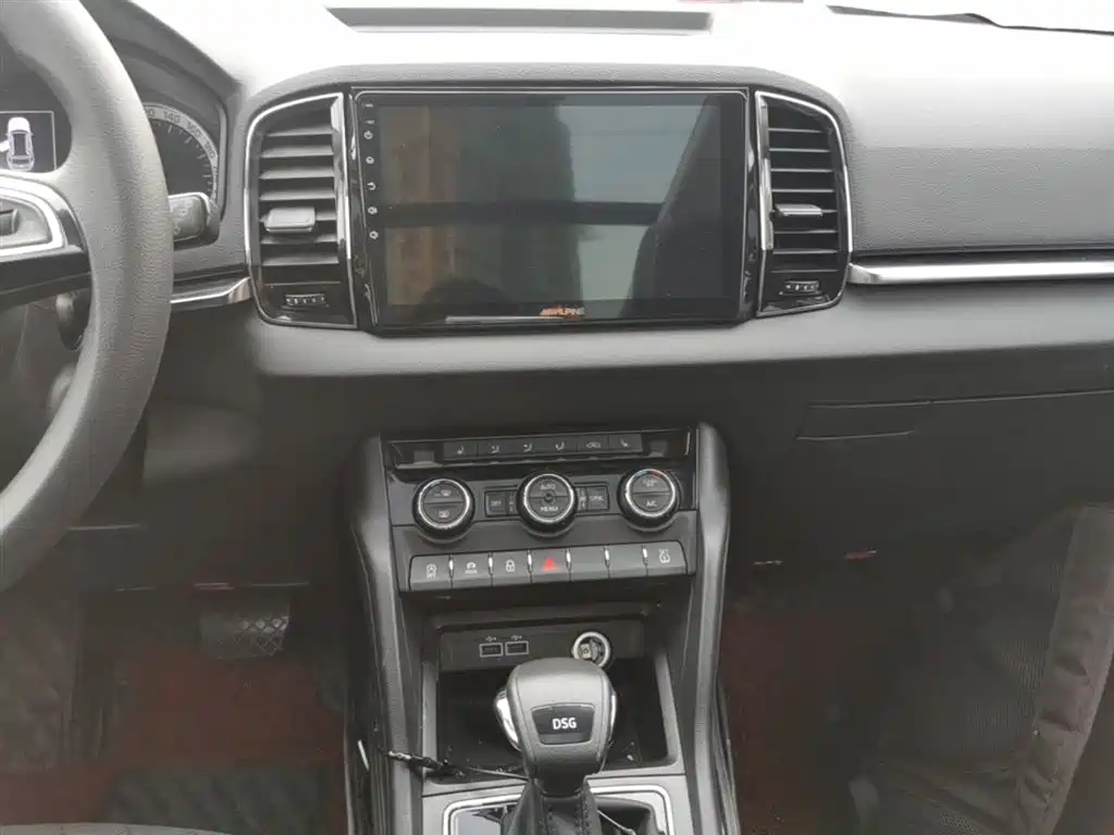 Skoda Karoq — фото 13