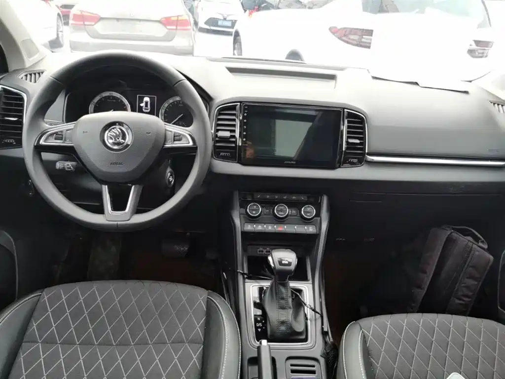 Skoda Karoq — фото 10