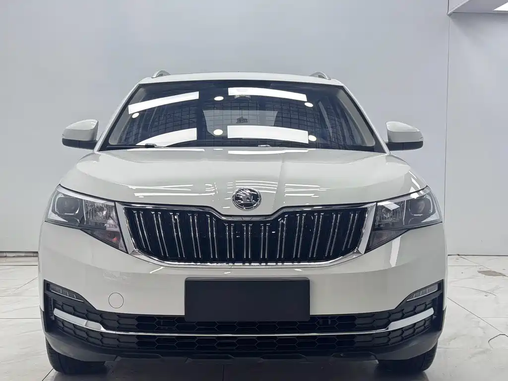 Skoda Kamiq — фото 2