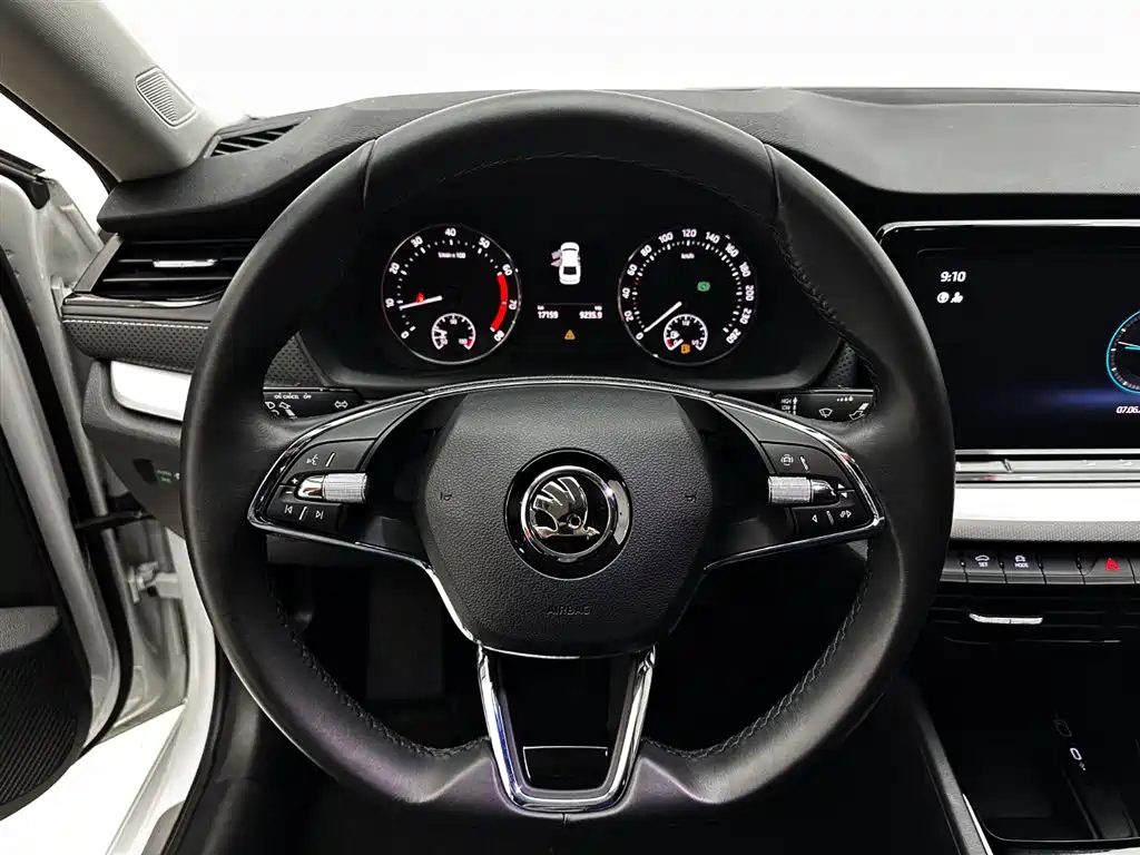 Skoda Octavia — фото 19