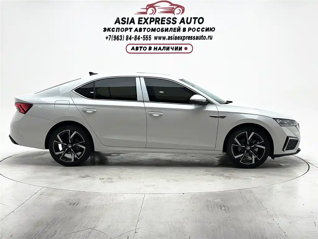 Skoda Octavia — фото 9