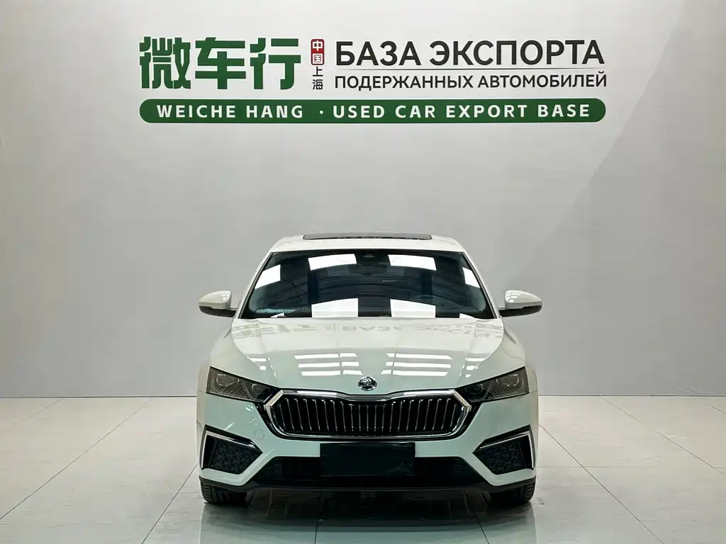Skoda Octavia — фото 2