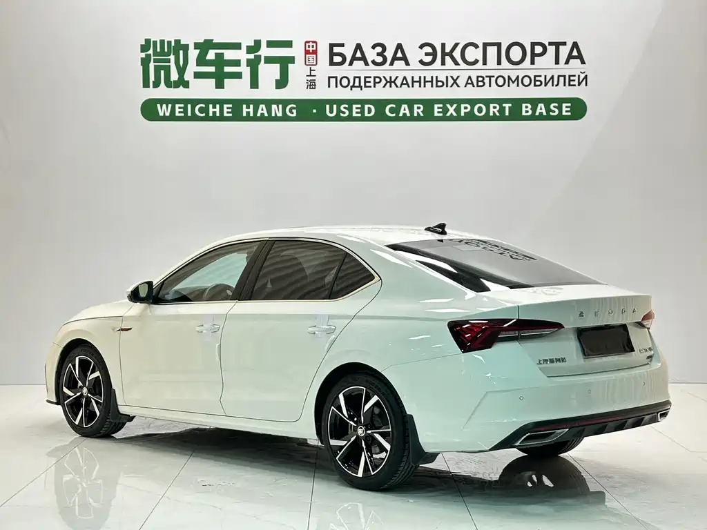Skoda Octavia — фото 6