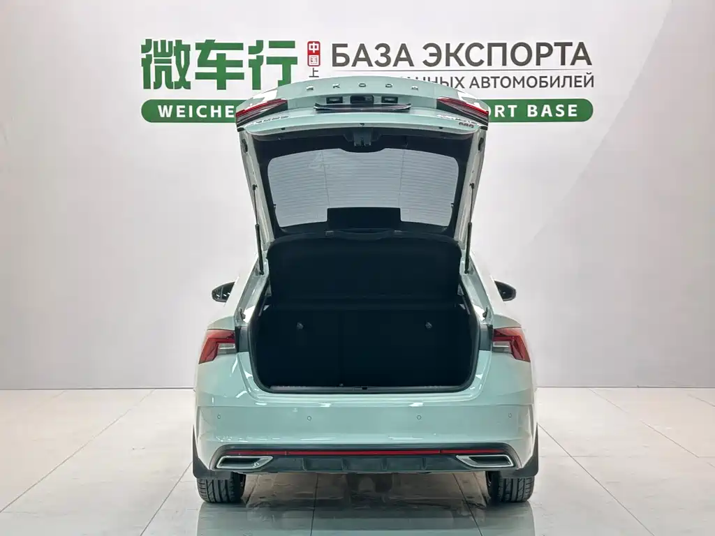 Skoda Octavia — фото 7