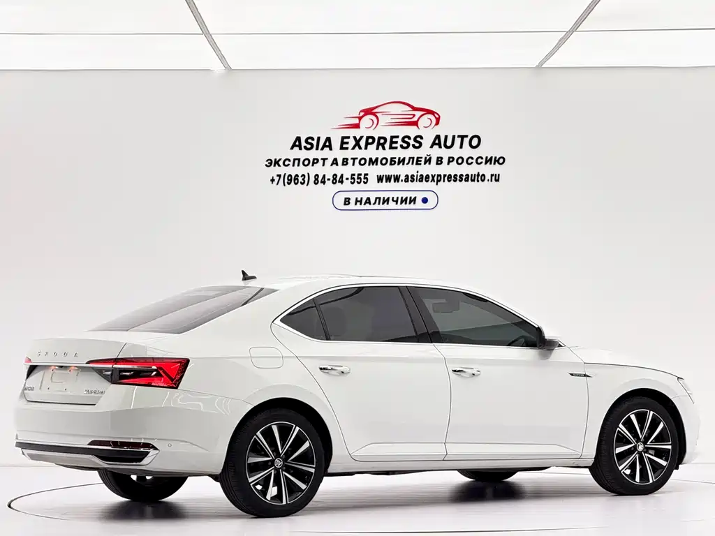 Skoda Superb — фото 4