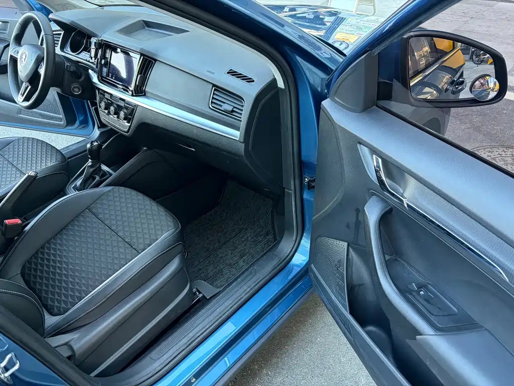 Skoda Kamiq — фото 4