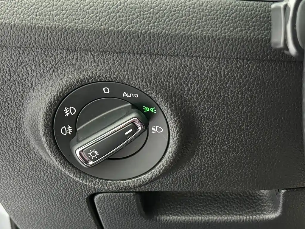 Skoda Superb — фото 22