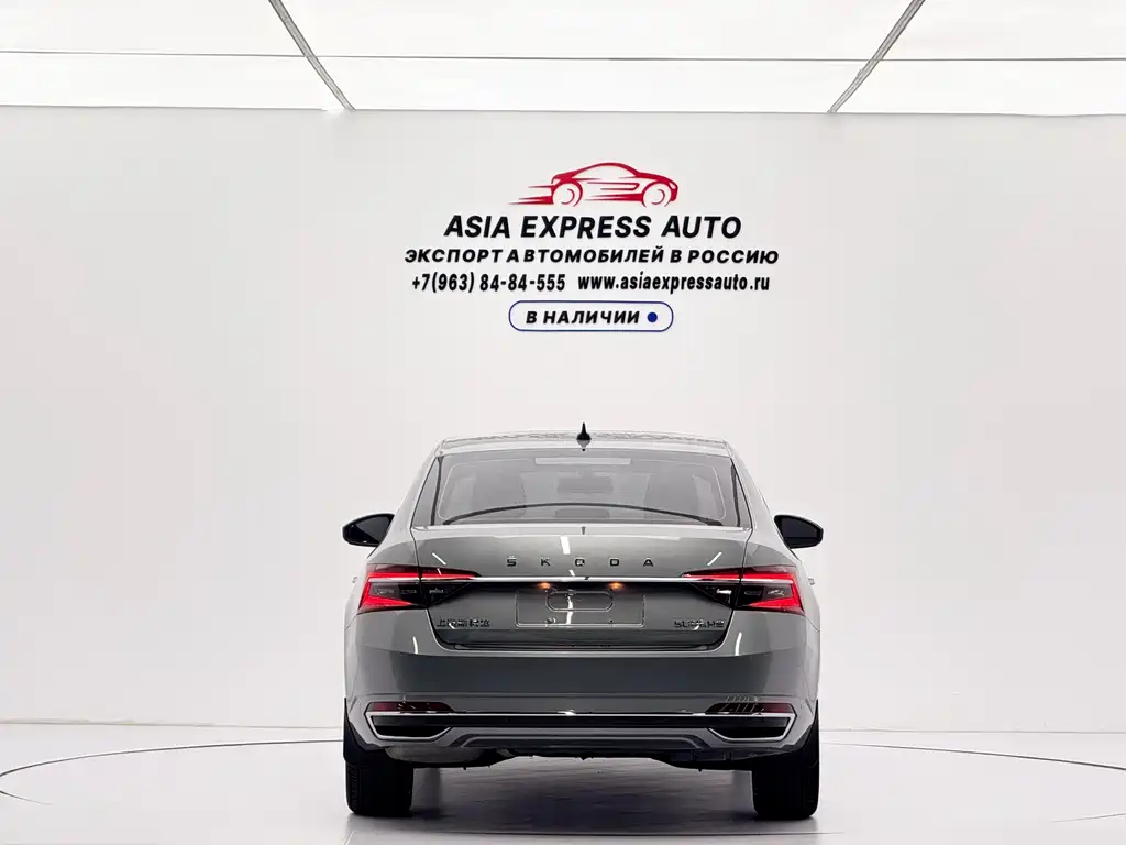 Skoda Superb — фото 5
