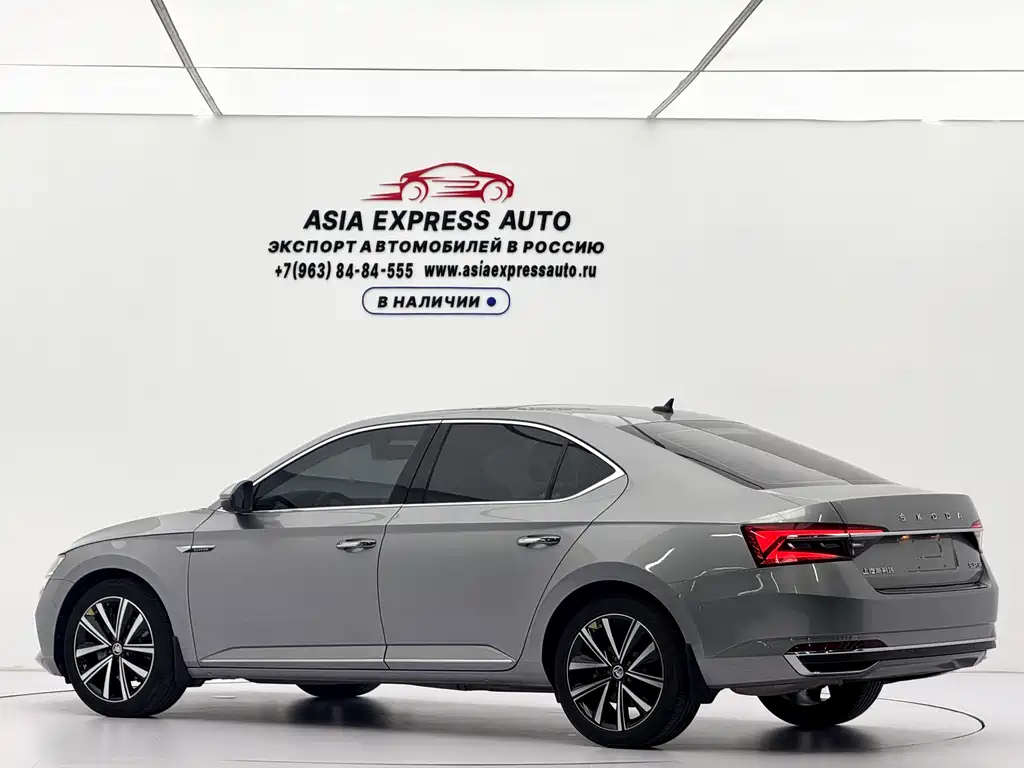 Skoda Superb — фото 6