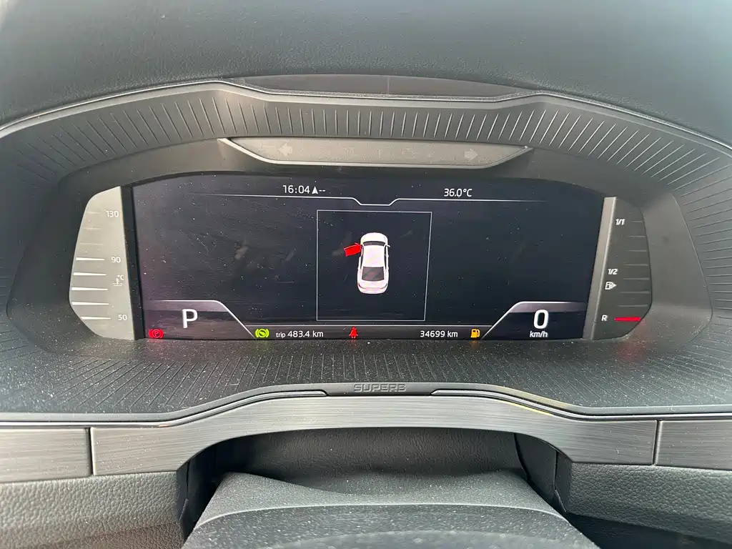 Skoda Superb — фото 4