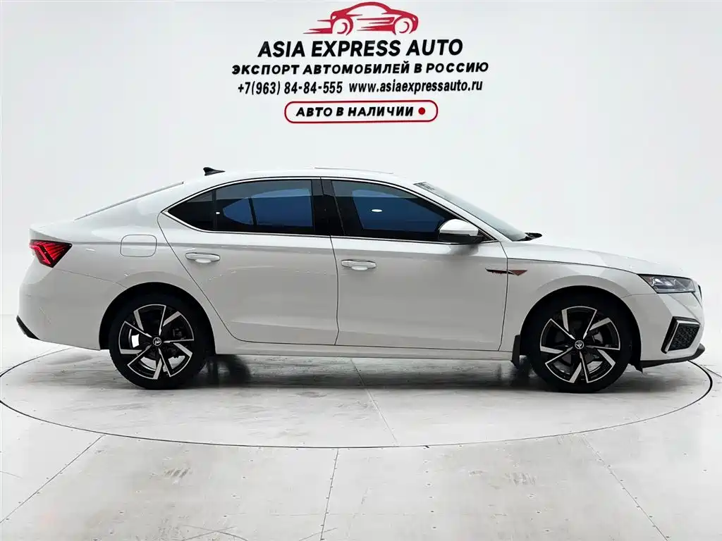 Skoda Octavia — фото 9