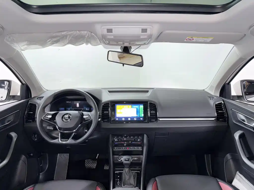 Skoda Karoq — фото 17