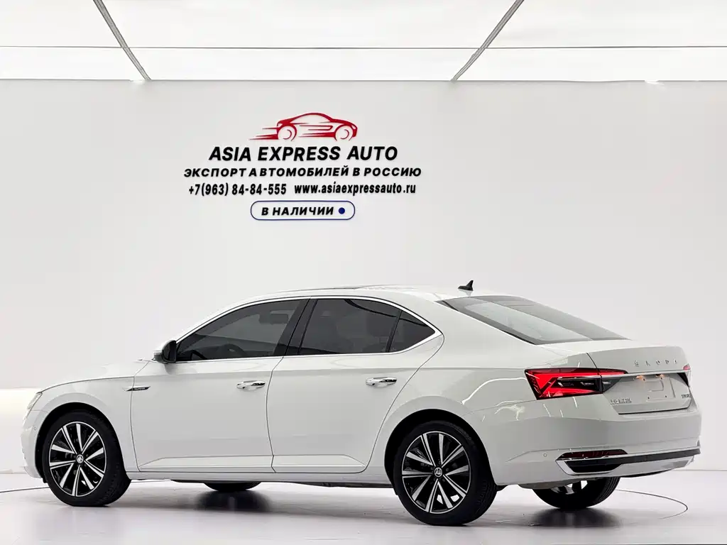 Skoda Superb — фото 6