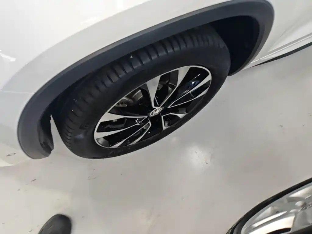 Skoda Kodiaq — фото 23