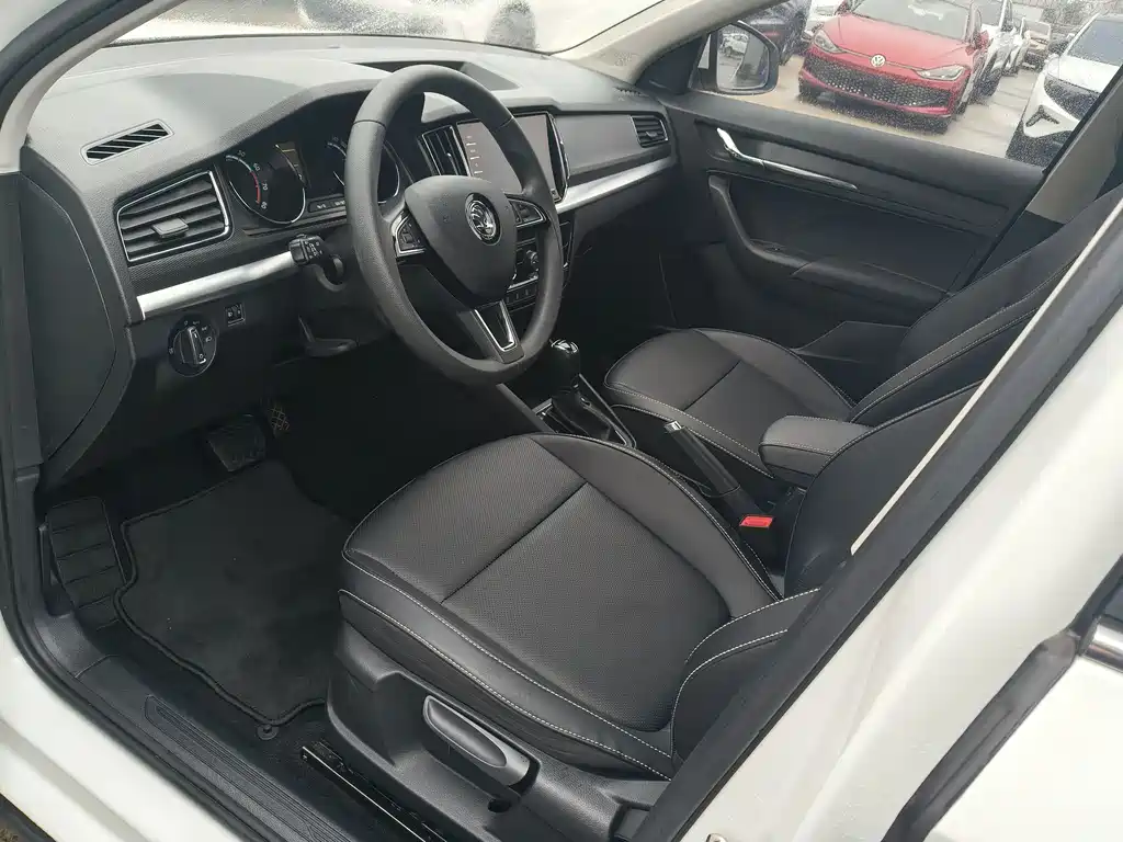 Skoda Kamiq — фото 4
