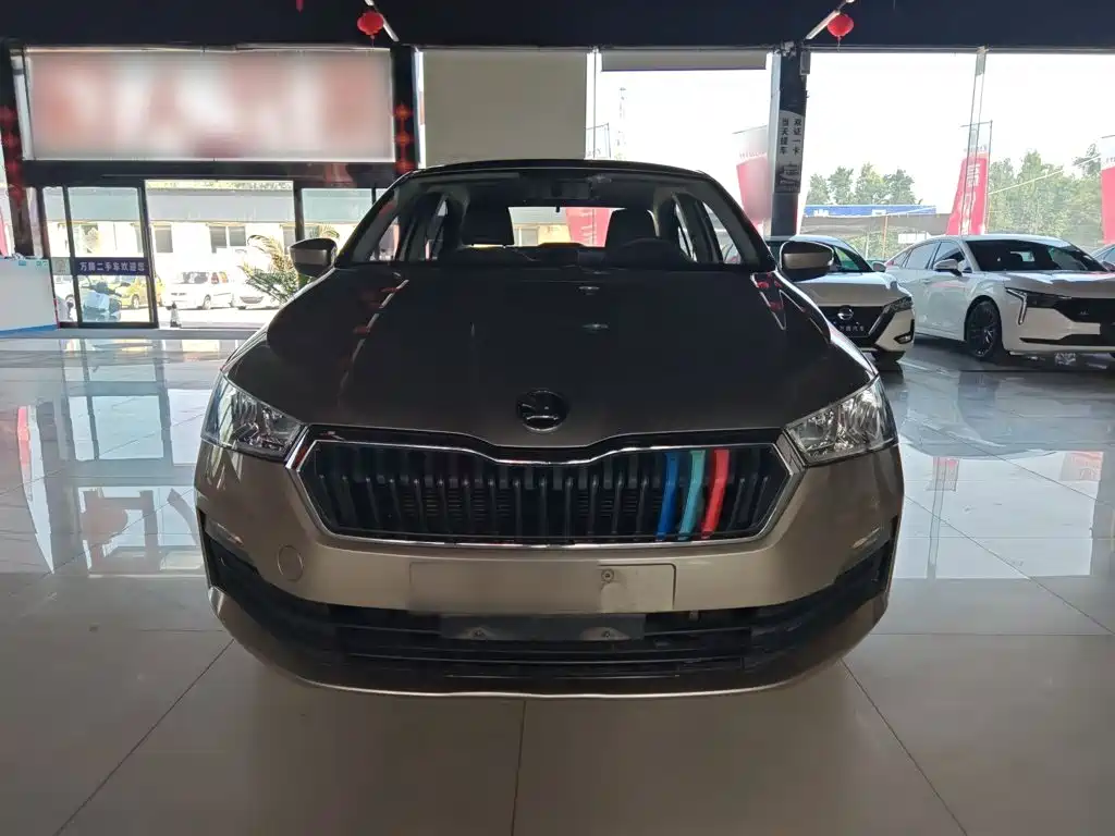 Skoda Rapid — фото 6