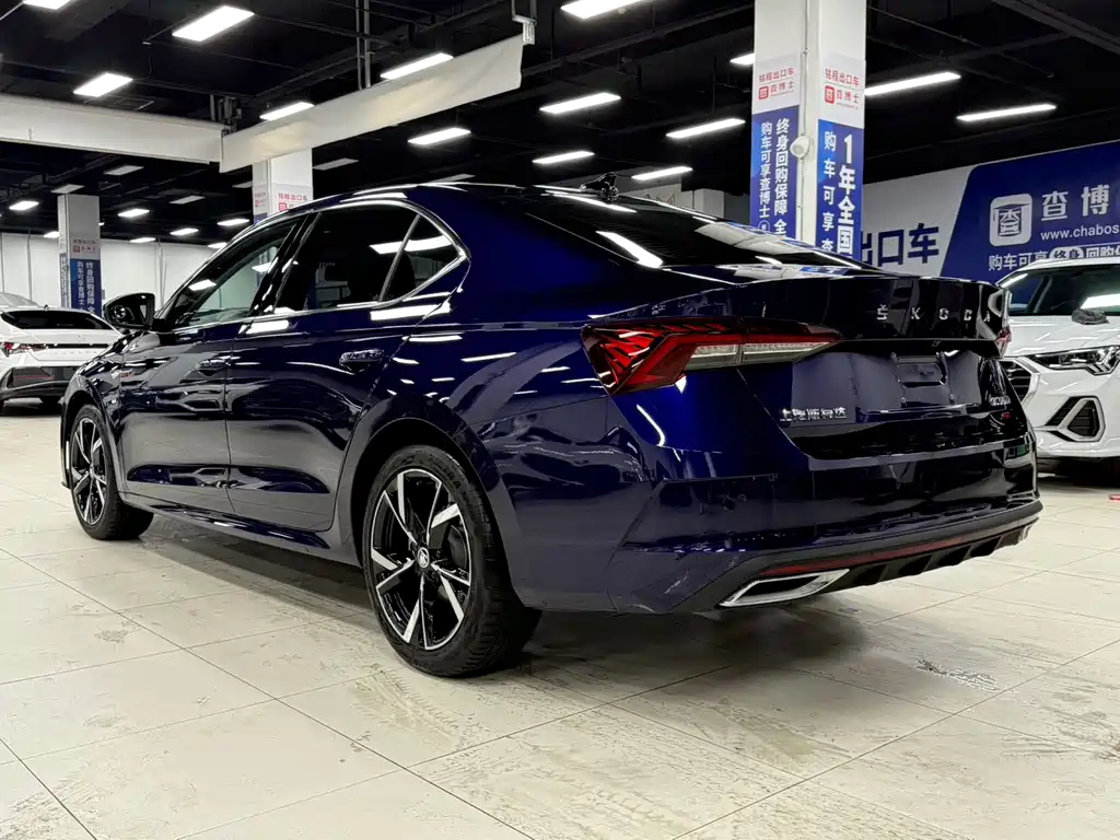 Skoda Octavia — фото 6