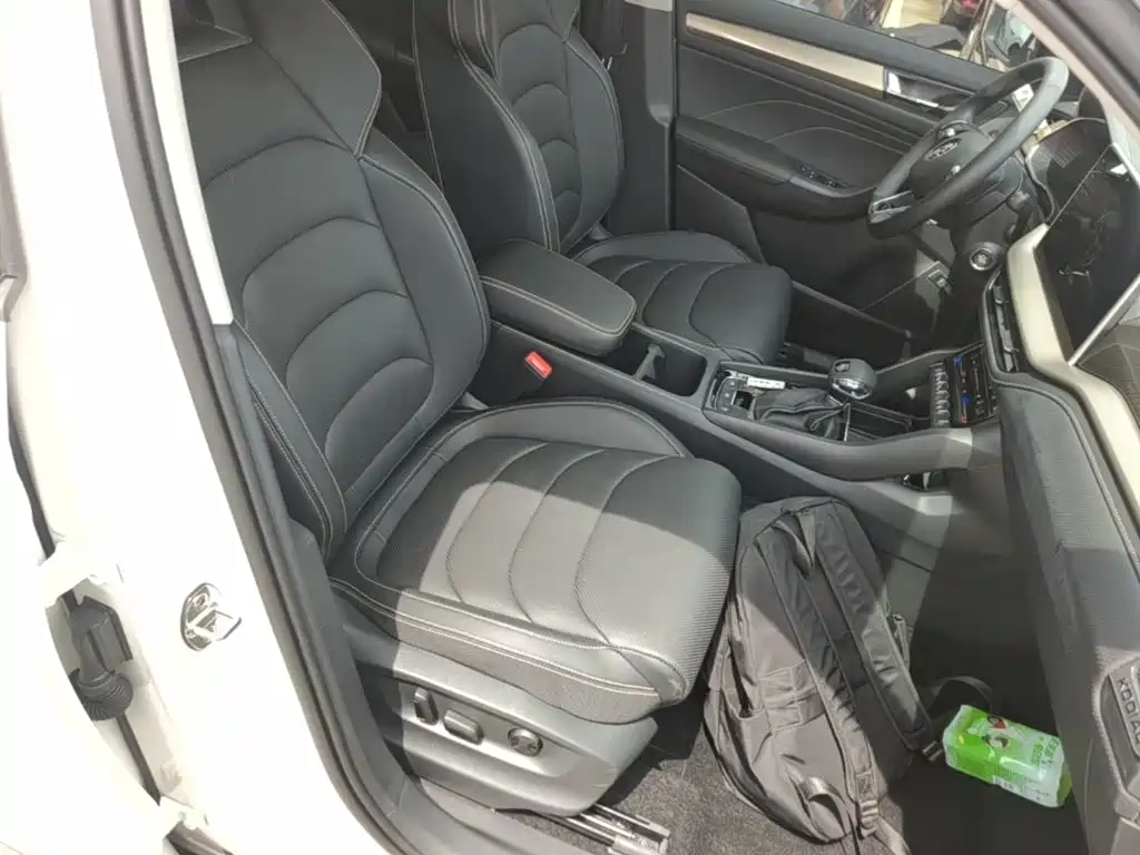 Skoda Kodiaq — фото 25