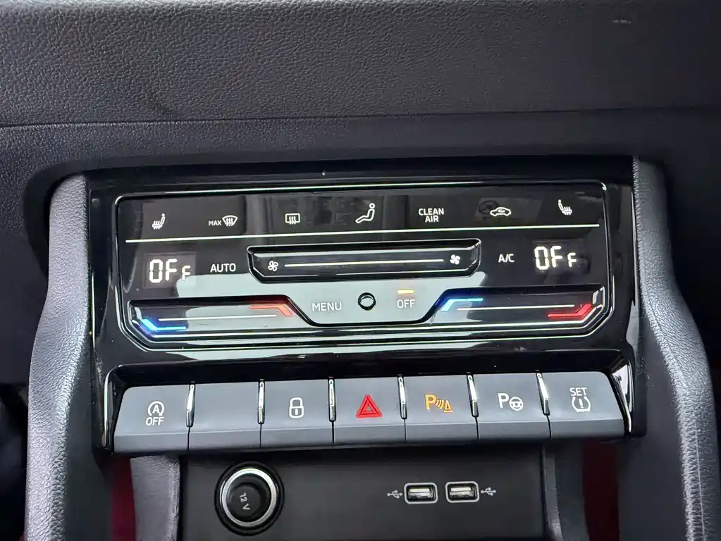 Skoda Karoq — фото 15
