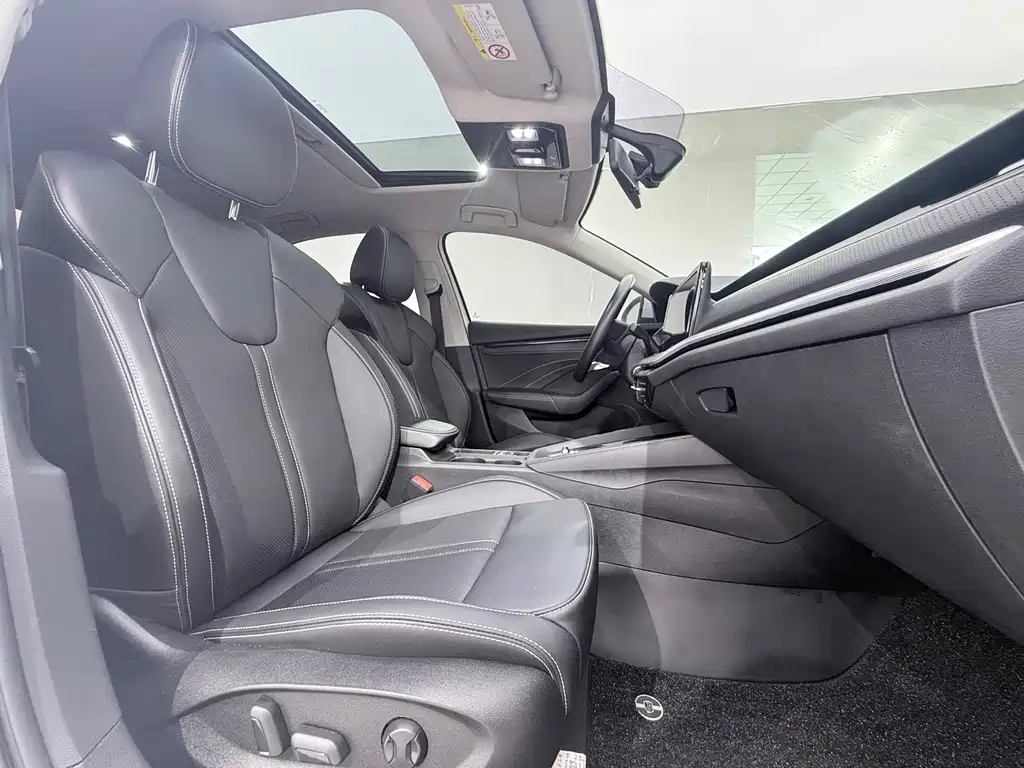 Skoda Octavia — фото 9