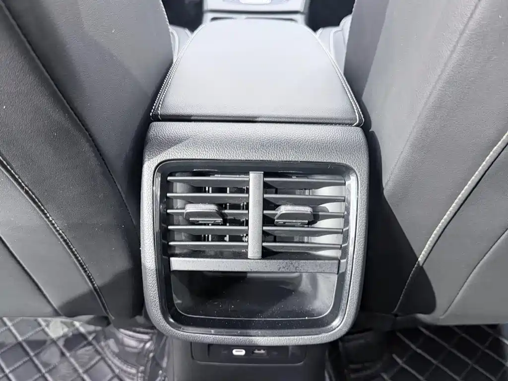 Skoda Octavia — фото 15
