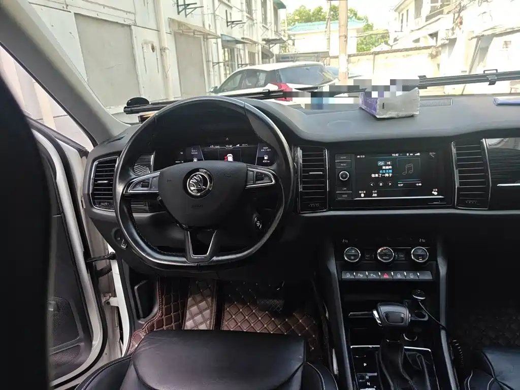 Skoda Kodiaq — фото 3