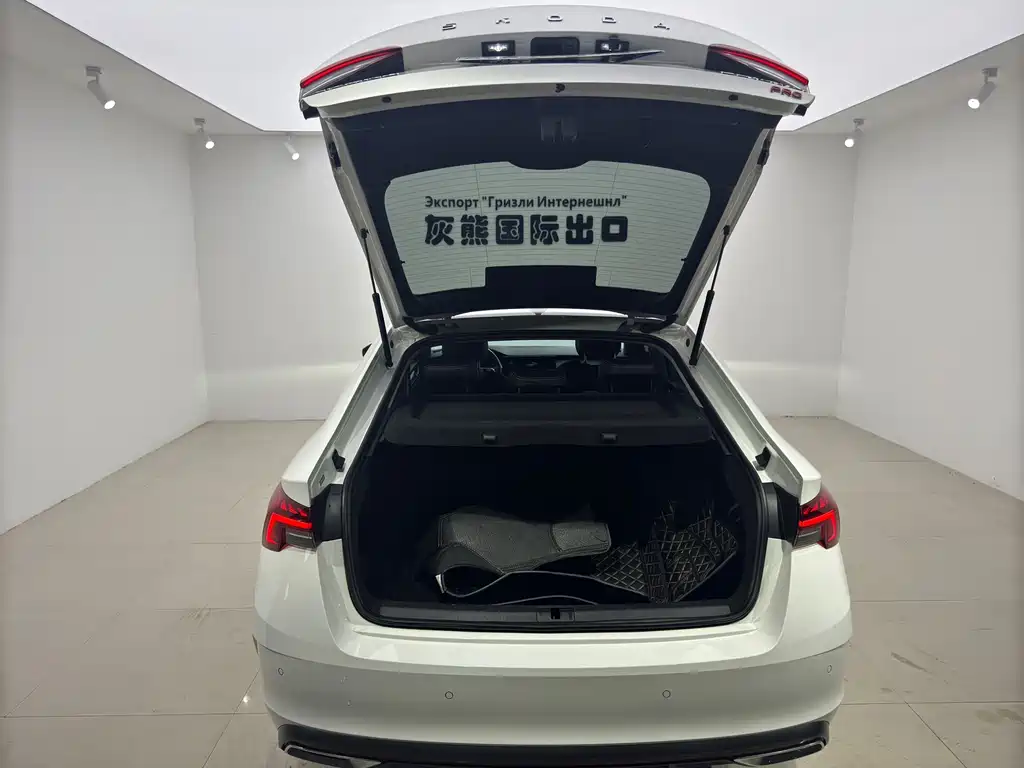 Skoda Octavia — фото 17