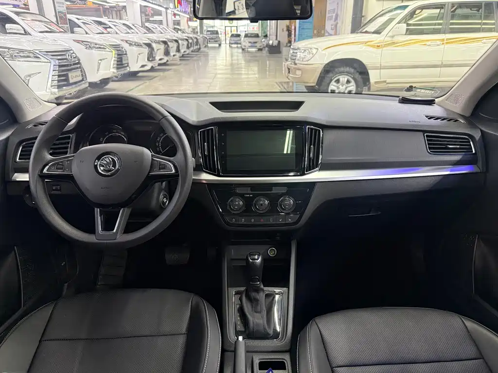 Skoda Kamiq — фото 13