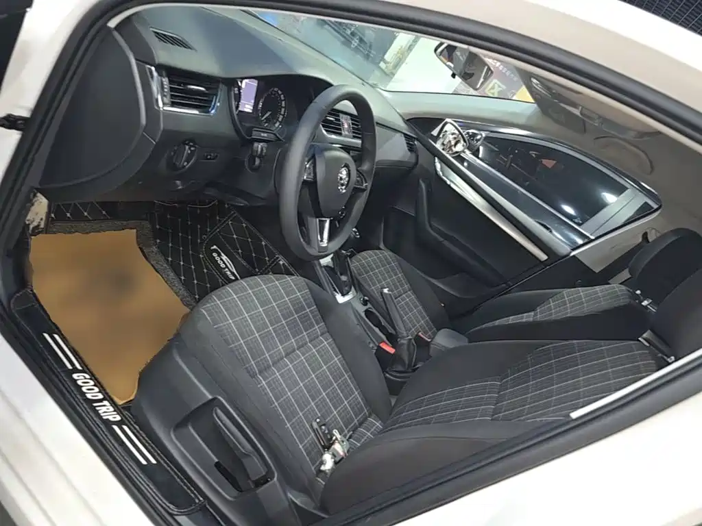 Skoda Octavia — фото 15