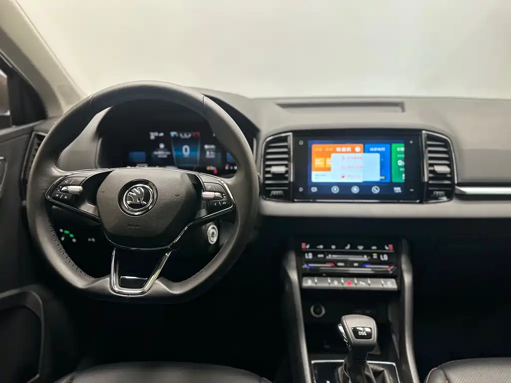 Skoda Karoq — фото 21