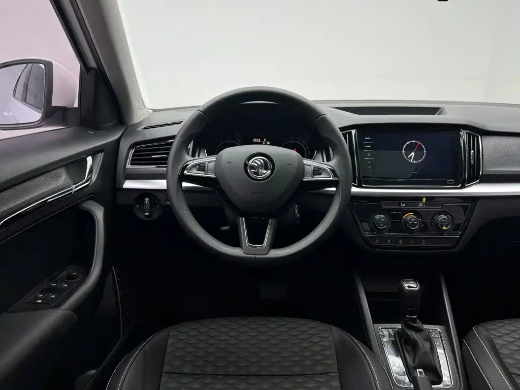 Skoda Kamiq — фото 20
