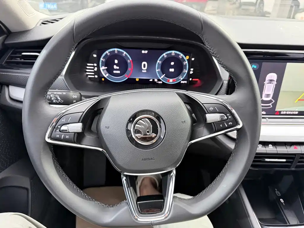 Skoda Octavia — фото 11