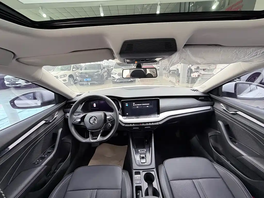 Skoda Octavia — фото 10