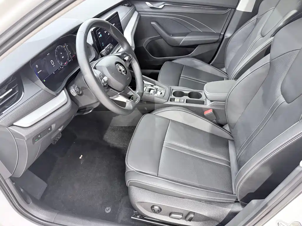 Skoda Octavia — фото 11