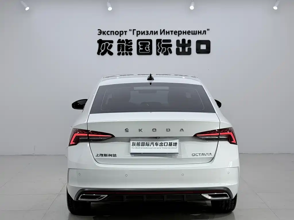Skoda Octavia — фото 5