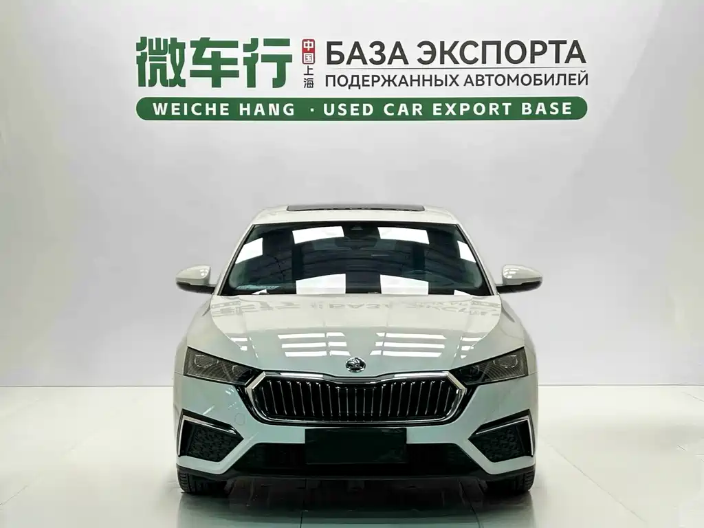 Skoda Octavia — фото 2