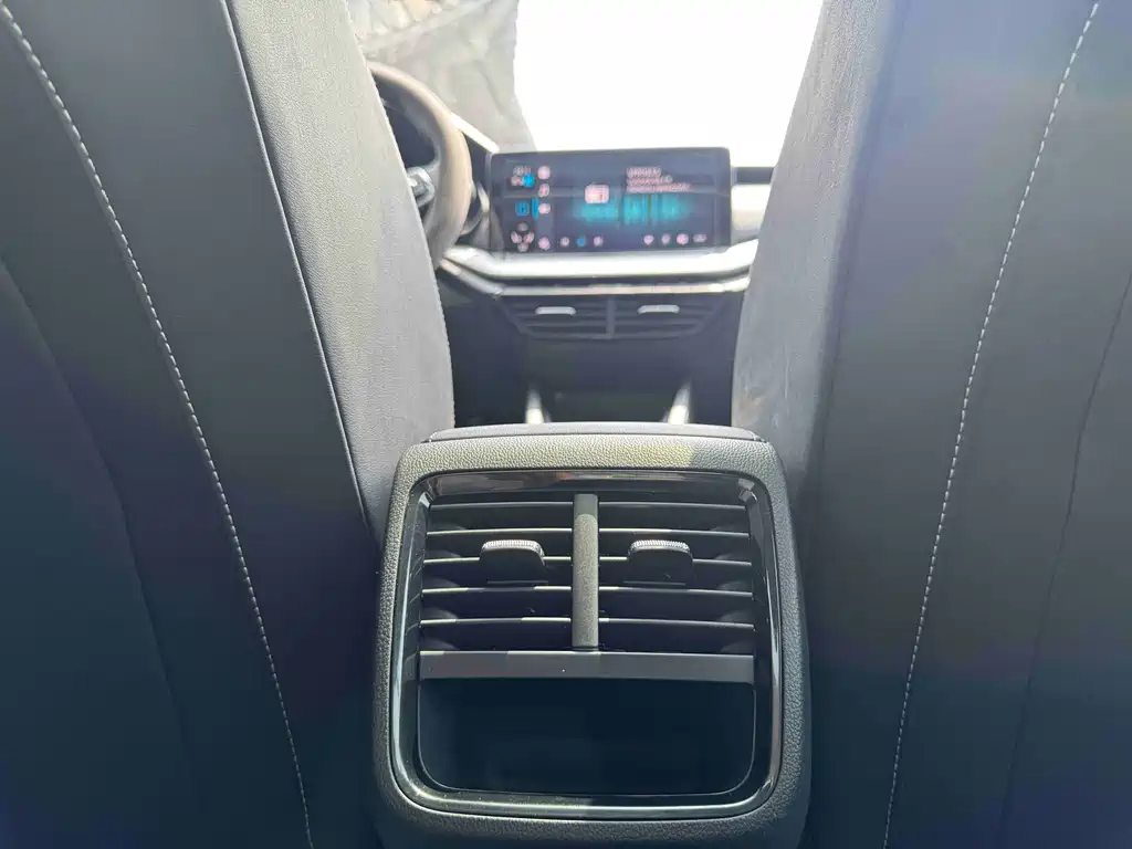 Skoda Octavia — фото 19